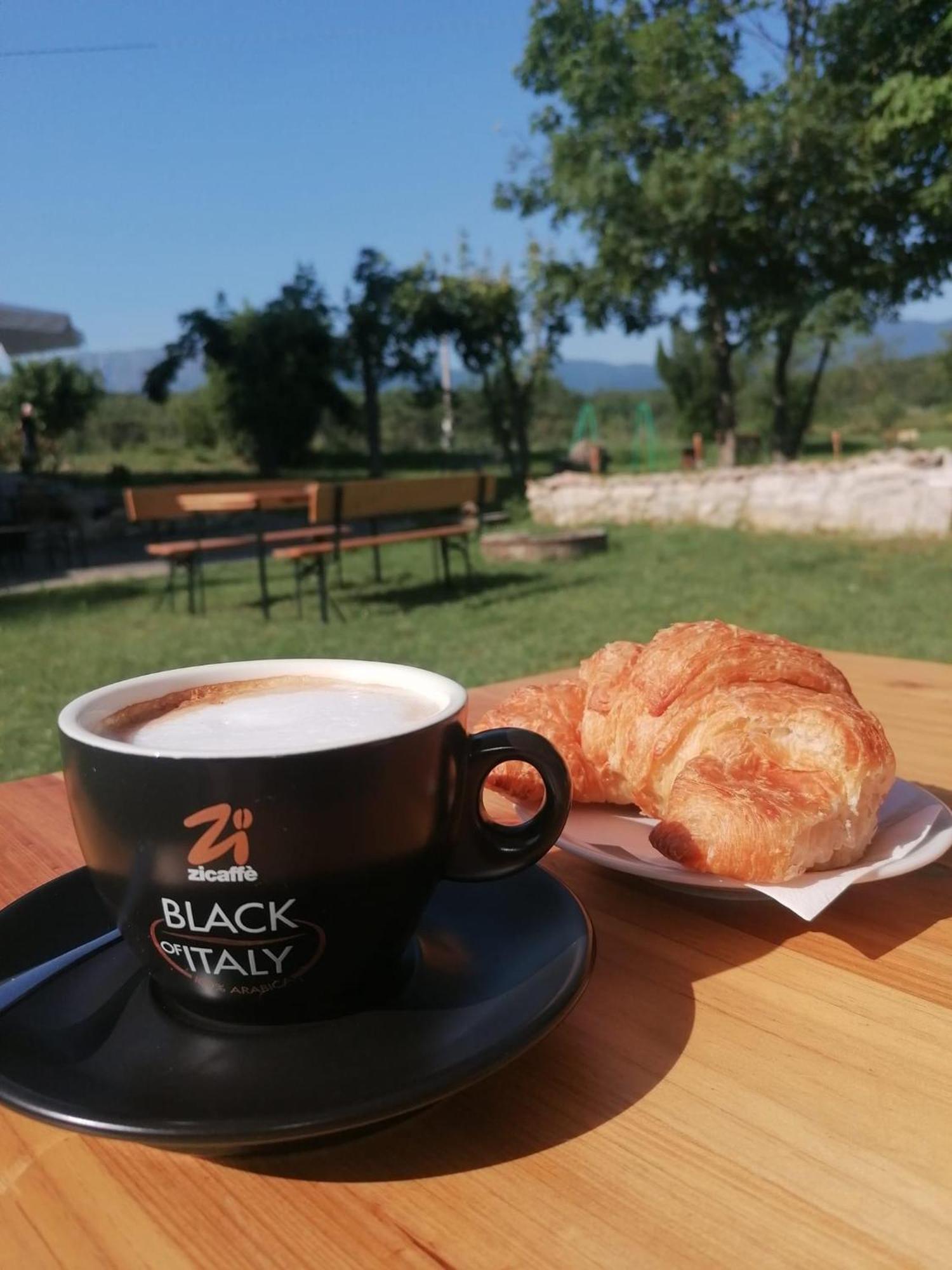 Abbateggio Bed&Breakfast La Ginestra المظهر الخارجي الصورة